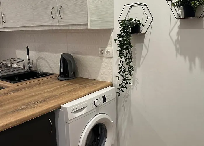 Home In Kolonaki- Close To Athen'S Center & Metro Station